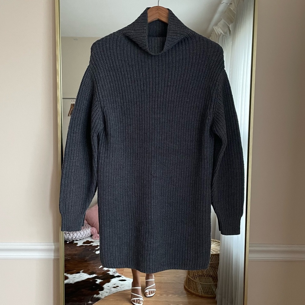 Wilfred Aritzia Dark Grey Mock Neck Sweater Dress Size XXS